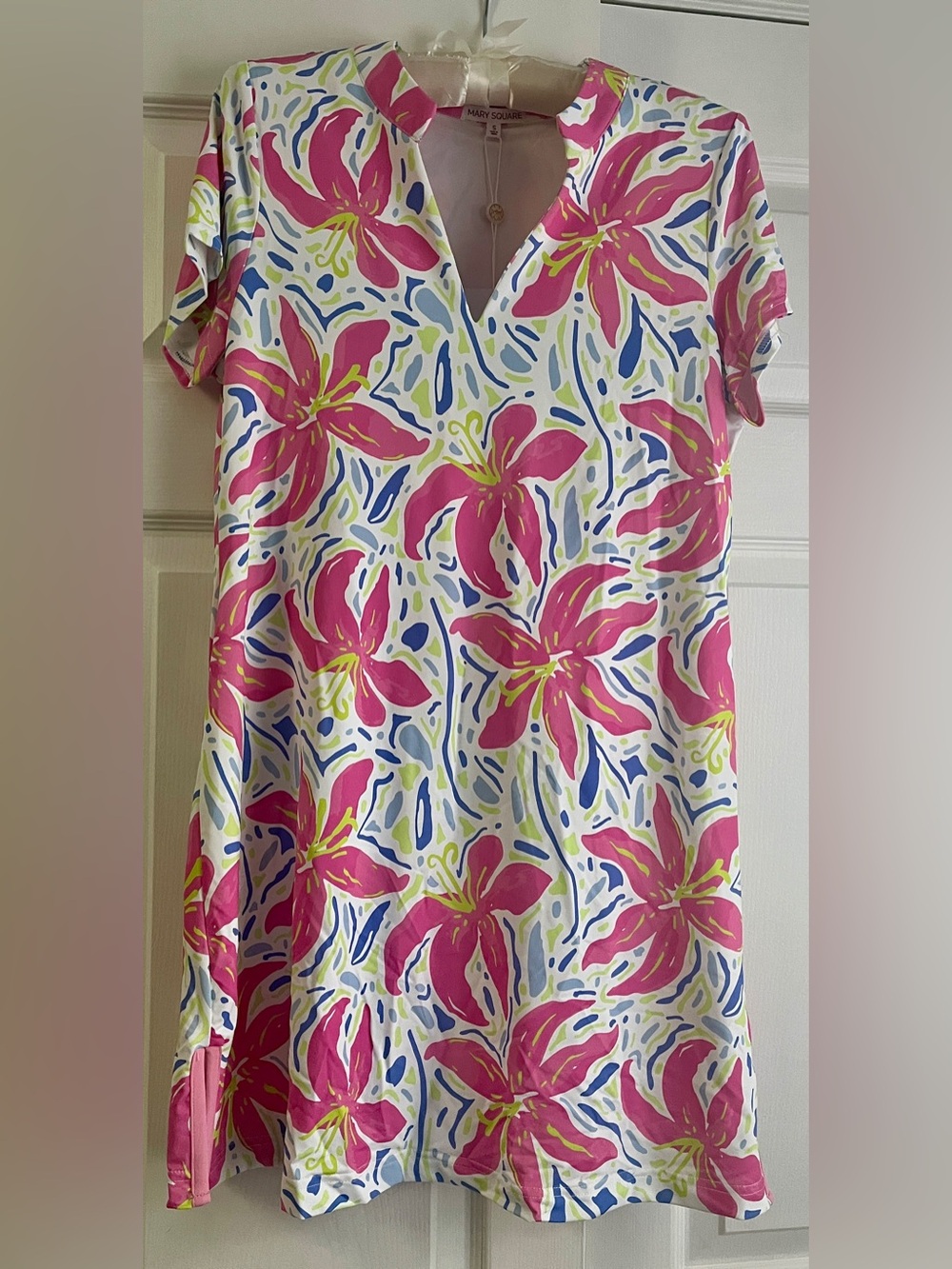 Mary Square Colorful Floral Print UPF 50+ Dress Size Small